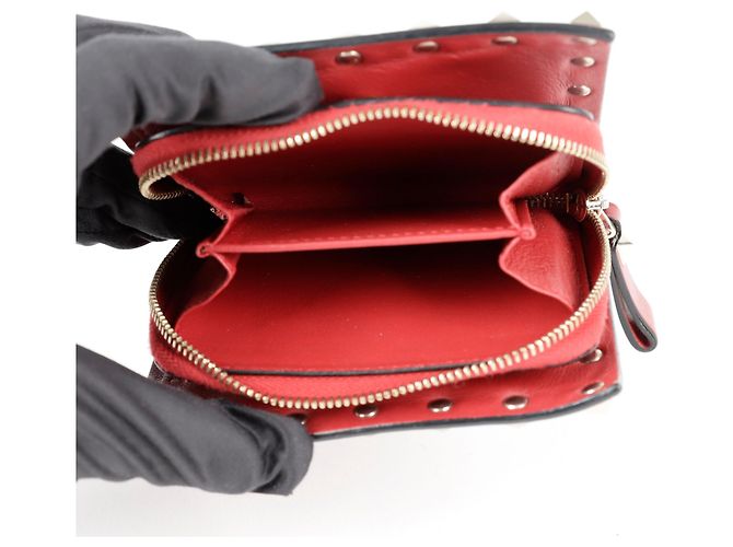 Valentino Cartera Rockstud Roja - vista 7