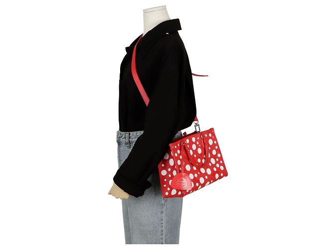 Louis Vuitton Borsa a Spalla LV YK OnTheGo PM Rosso - vista 11