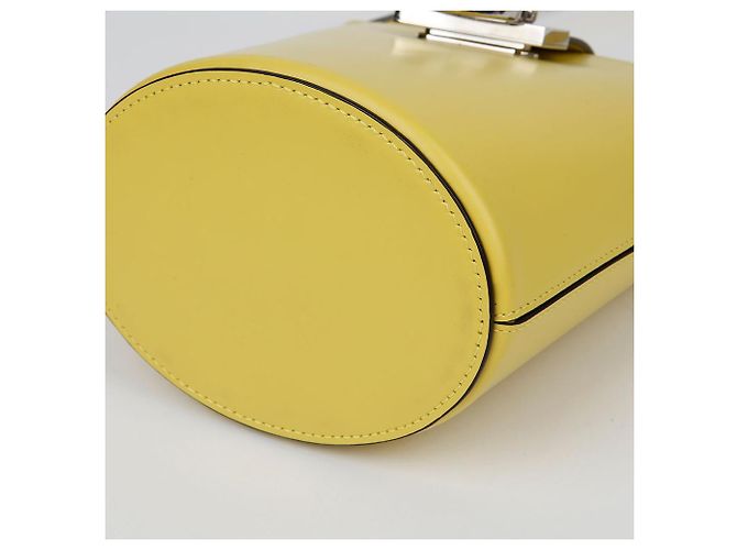 Salvatore Ferragamo Borsa a Spalla Tripolio Bucket Giallo - vista 7