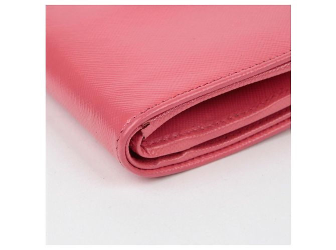 Saffiano Prada Billetera compacta con logo de metal Rosa - vista 7