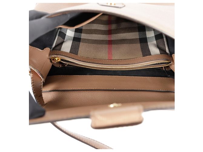 Burberry Camberley Medium Tote Schultertasche - Ansicht 16