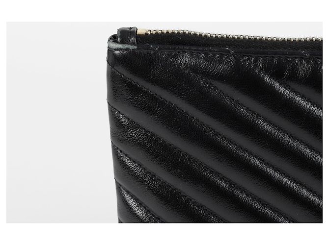 Saint Laurent Clutch Monogram Negro - vista 7