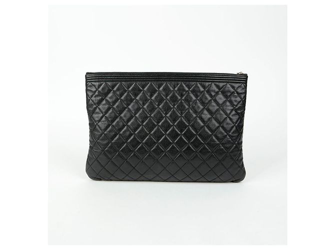 Chanel Clutch Grande Caviar Boy Nero - vista 3