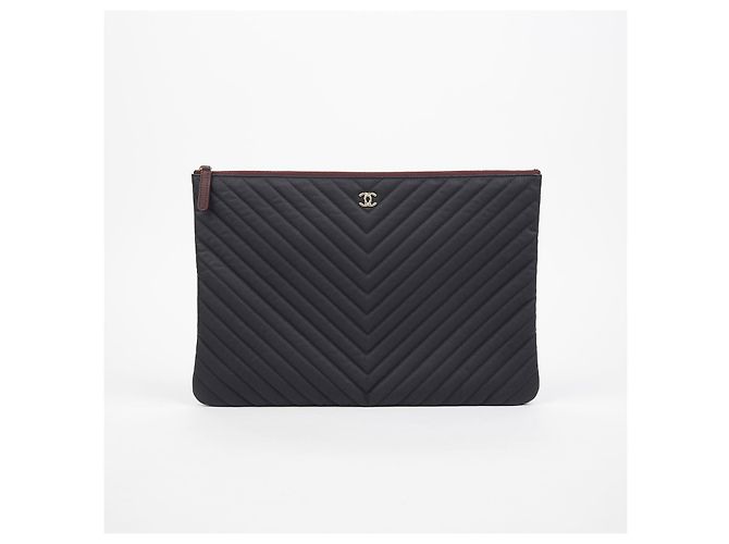 Chanel Clutch Classica Grande in Pelle Caviar Nero - vista 2
