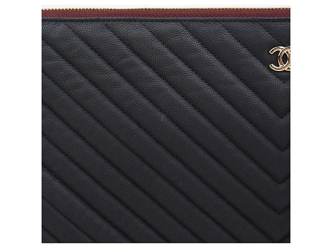 Chanel Clutch Classica Grande in Pelle Caviar Nero - vista 3