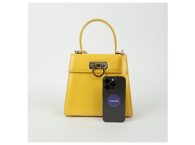 Salvatore Ferragamo Bolso de mano Kelly Medium con asa superior Amarillo - vista 13