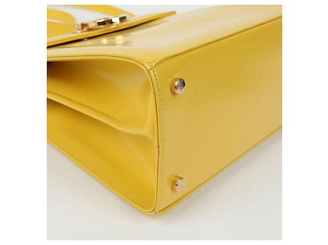 Salvatore Ferragamo Bolso de mano Kelly Medium con asa superior Amarillo - vista 9