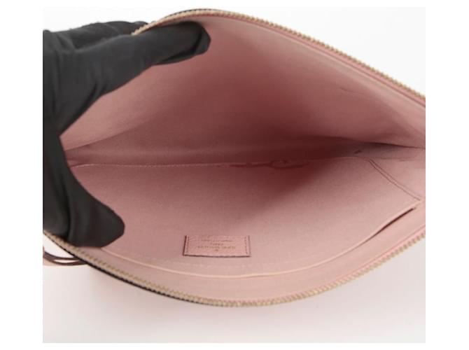 Louis Vuitton Pochette Daily Rosa - vista 13
