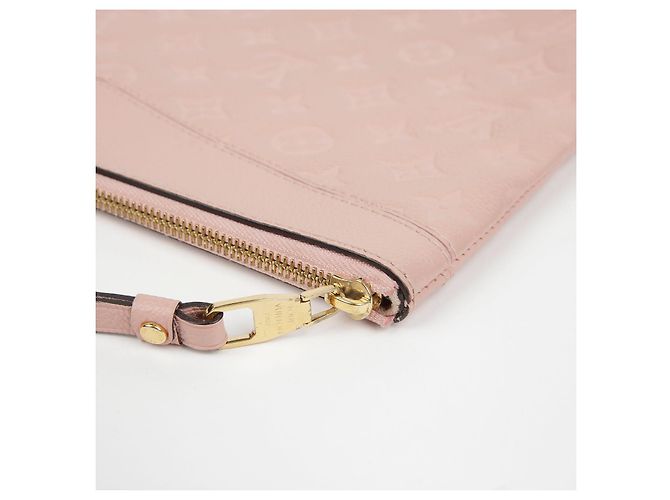 Louis Vuitton Pochette Daily Rosa - vista 11
