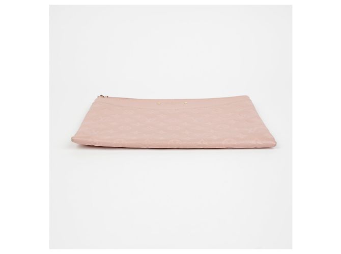 Louis Vuitton Pochette Daily Rosa - vista 7