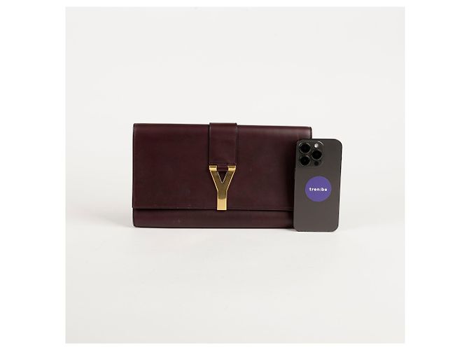 Saint Laurent Clutch Chic con Patta Rosso - vista 19