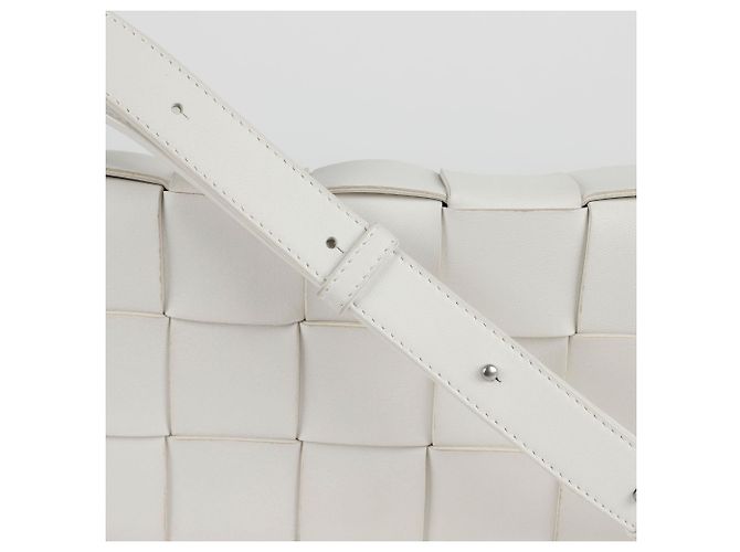Bottega Veneta Borsa a tracolla Cassette Bianco - vista 2
