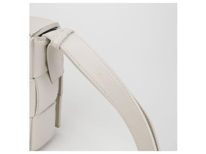 Bottega Veneta Bolso cruzado Cassette Blanco - vista 5