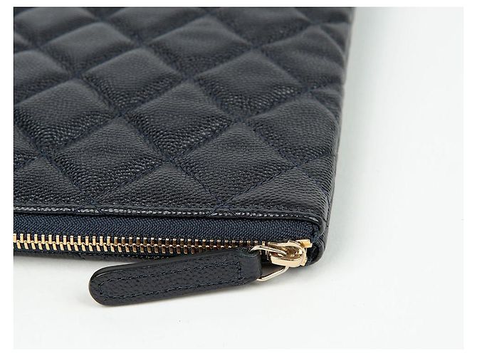 Chanel Clutch Classica Grande in Pelle Caviar Blu - vista 7