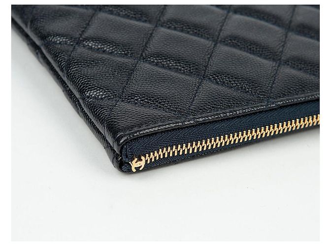 Chanel Clutch Classica Grande in Pelle Caviar Blu - vista 8