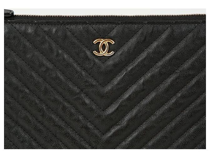 Chanel Clutch Medio Classico in Caviale Nero - vista 3