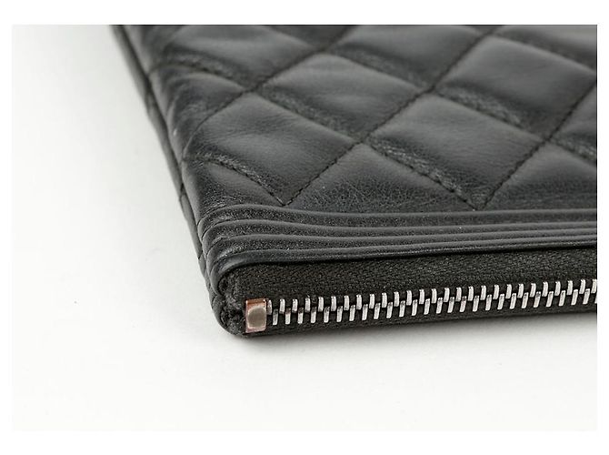 Chanel Boy Large Clutch in pelle nera Nero - vista 10