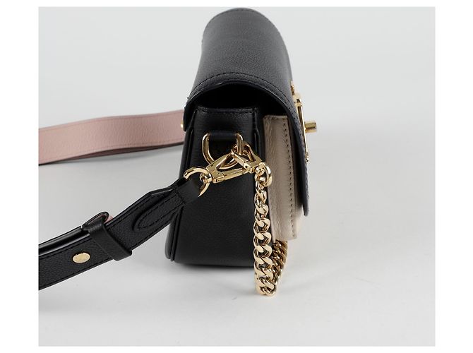 Louis Vuitton Bolso cruzado Lock Me Tender Negro - vista 7