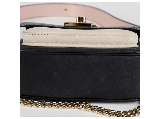 Louis Vuitton Bolso cruzado Lock Me Tender Negro - vista 9