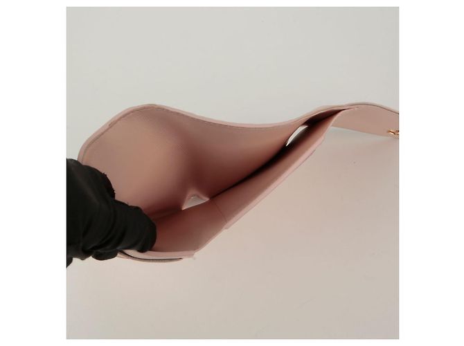 Louis Vuitton Billetera Compacta Capucines Rosa - vista 11