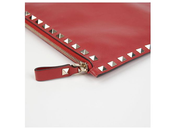 Valentino Clutch Rockstud Roja - vista 10