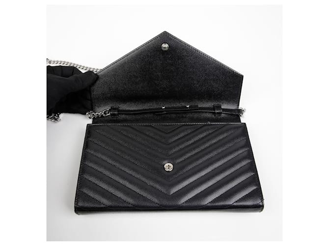 Saint Laurent Borsa a tracolla Monogram Chain Nero - vista 13
