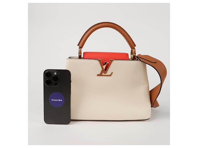 Louis Vuitton Borsa a Spalla Capucines BB Marrone - vista 10