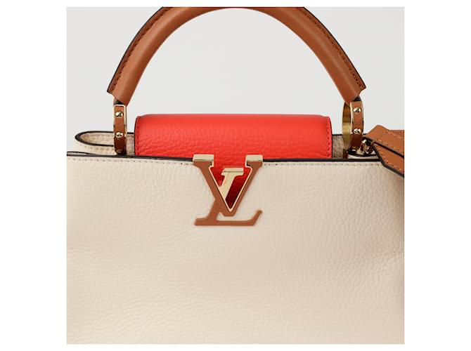 Louis Vuitton Borsa a Spalla Capucines BB Marrone - vista 2
