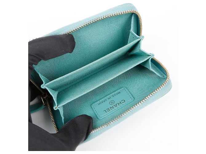 Chanel Portafoglio con zip classico in pelle caviar Verde - vista 9