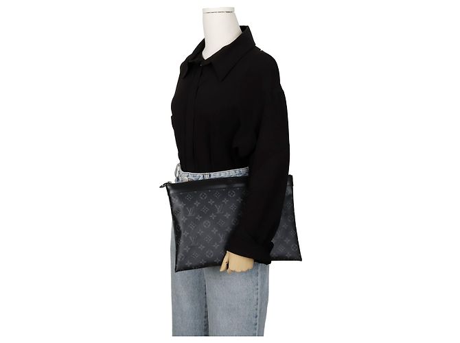 Louis Vuitton Clutch Pochette Apollo Nero - vista 11