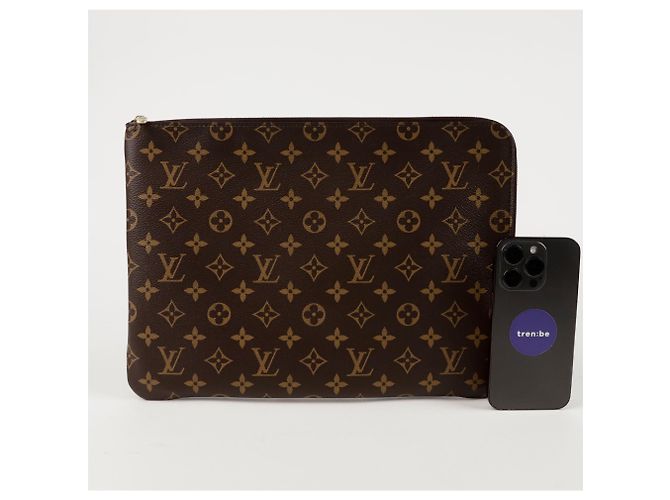 Louis Vuitton Clutch Etui Voyage MM Marrone - vista 8