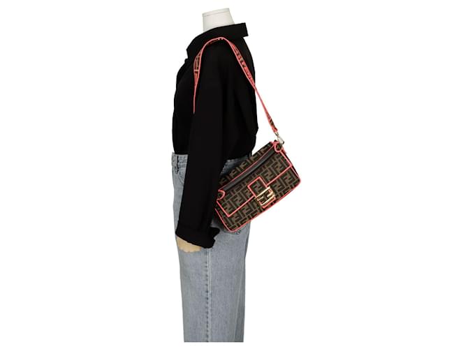 Fendi Baguette Medium Schultertasche Braun - Ansicht 10