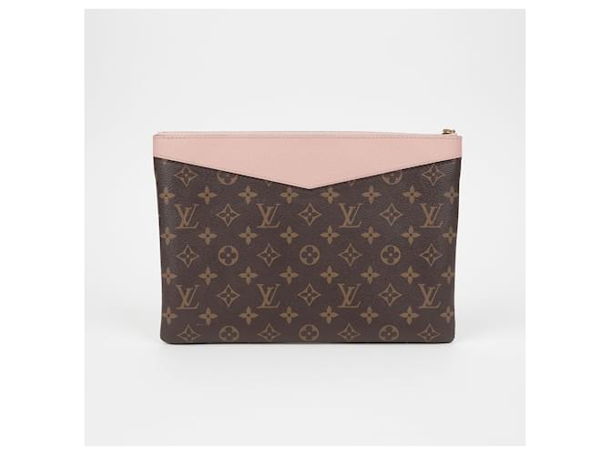 Louis Vuitton Pouch Daily Marrone - vista 4