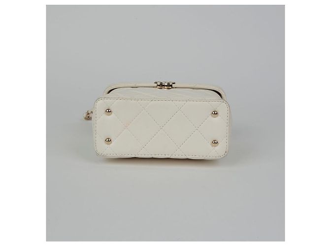 Chanel Borsa a spalla con catena e pattina con logo CC Bianco - vista 11