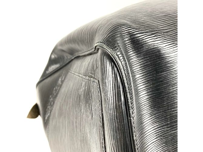 Borsa da viaggio Keepall 60 in pelle Epi Louis Vuitton Nero - vista 11