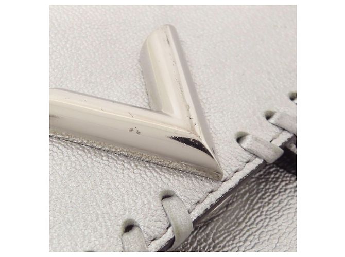 Borsa a Spalla Very Chain M43201 di Louis Vuitton Argento - vista 17