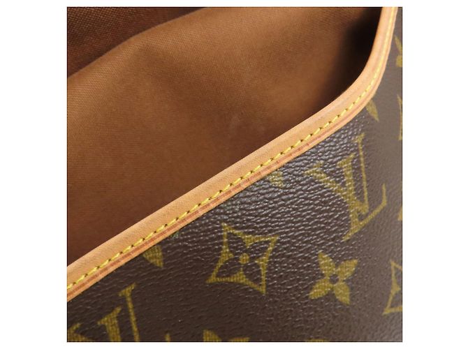 Borsa a Spalla Saumur 30 M42256 di Louis Vuitton Monogramma - vista 11