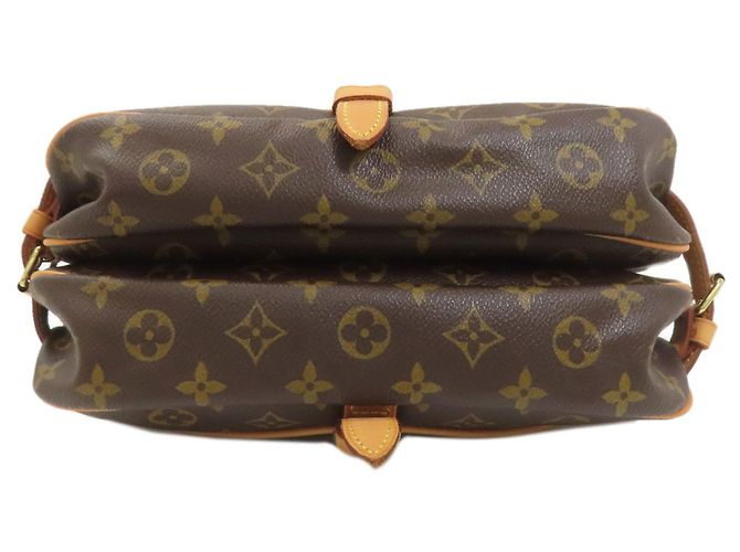 Borsa a Spalla Saumur 30 M42256 di Louis Vuitton Monogramma - vista 4