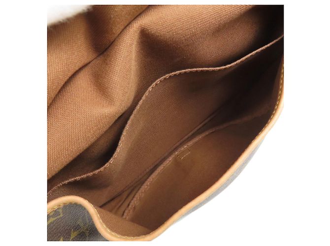 Borsa a Spalla Saumur 30 M42256 di Louis Vuitton Monogramma - vista 6