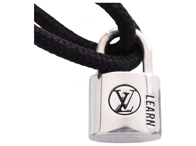 Bracciale Charm Lockit Lahn di Louis Vuitton Nero Argento - vista 4