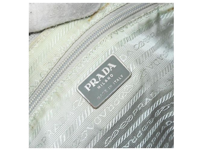 Borsa a Spalla PRADA in Nylon Rosa Argento Auth 160914 - vista 15