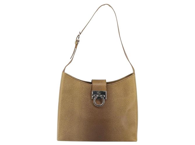 Borsa a Spalla Gancini in Pelle Beige Argento Auth 161036 di Salvatore Ferragamo - vista 2