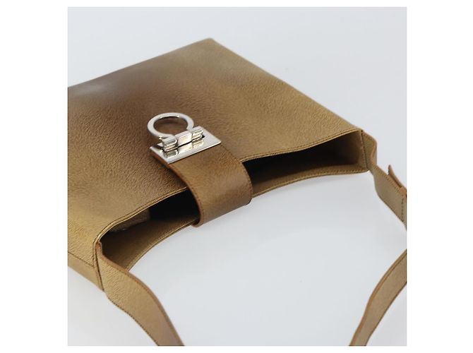 Borsa a Spalla Gancini in Pelle Beige Argento Auth 161036 di Salvatore Ferragamo - vista 6