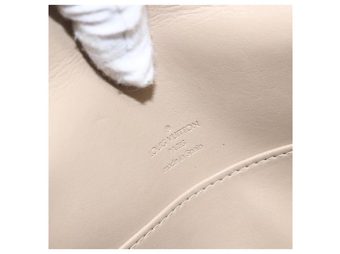 LOUIS VUITTON Monogram Vernis Thompson Street Bag Beige M91301 LV Auth 161788 - view 17