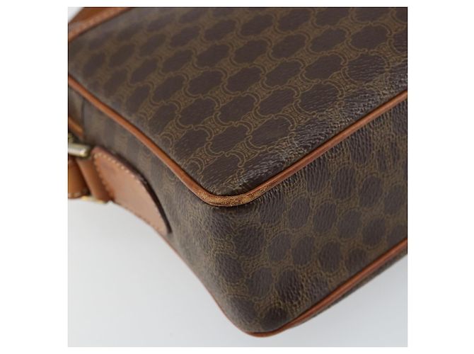 Céline Borsa a spalla circolare in tela Macadam CELINE in pelle PVC marrone oro Auth 161000 D'oro - vista 11