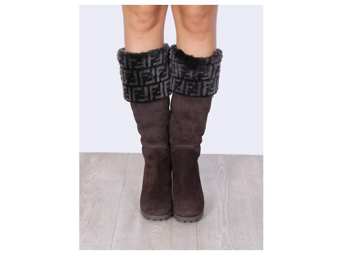 Botas Fendi de ante marrón talla 38 Castaño - vista 8