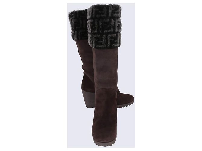 Botas Fendi de ante marrón talla 38 Castaño - vista 9