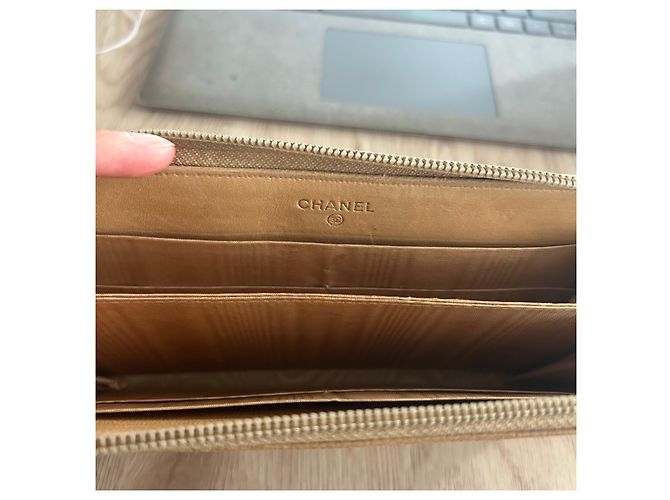 Cartera Chanel de cuero granate beige - vista 7