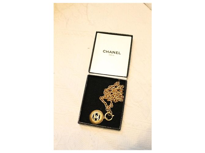 Collana Chanel Pendente Doppio CC Oro D'oro - vista 7