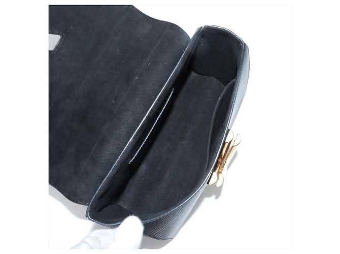 Louis Vuitton Twist Epi Leather MM Nero - vista 7